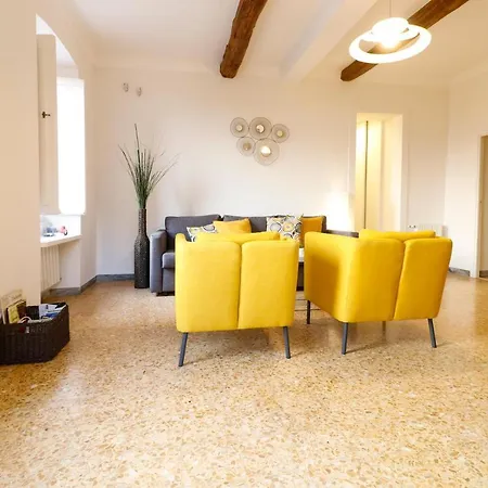 Casaviva - Elegante Casa Con Dehors A