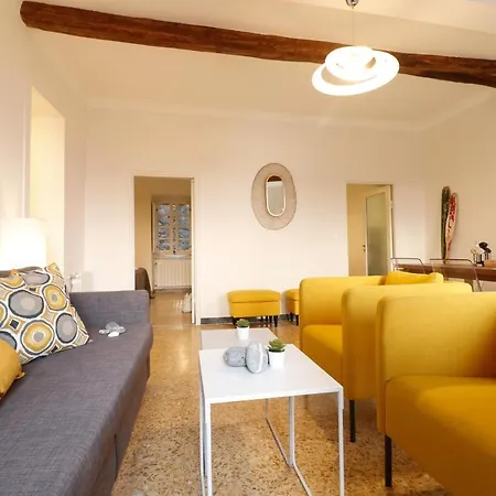 Casaviva - Elegante Casa Con Dehors A